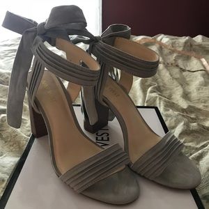 Nine West “Amnero” chunky, tie back, sandal